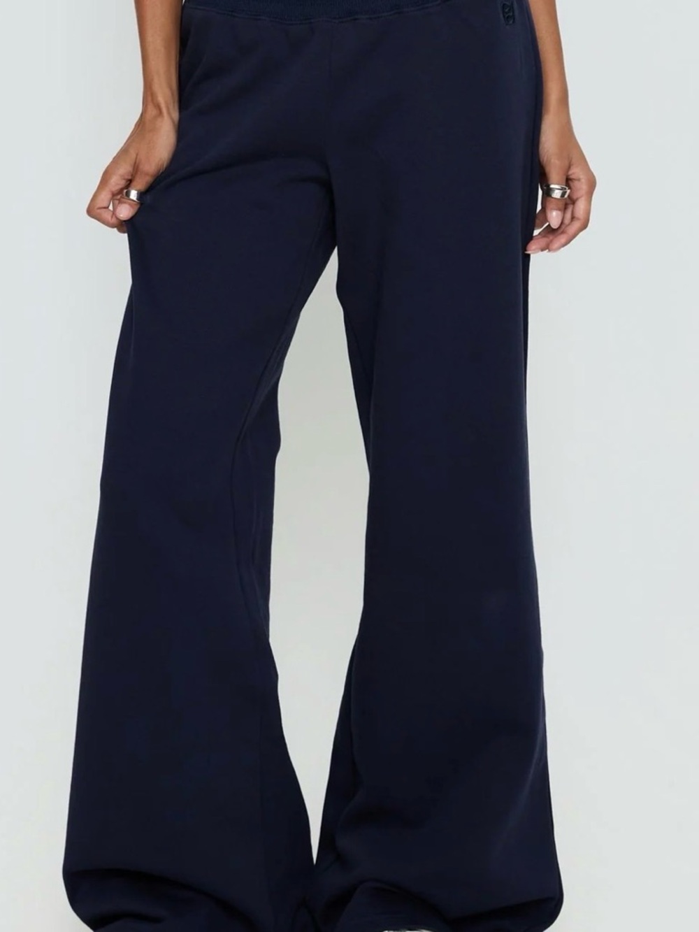 Princess Polly Navy Wide-Leg Pants. Never worn. Took tags off to wash.